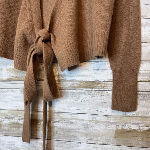 NWT Everlane Wrap Brown Alpaca Wool Sweater Women’s size XXS - Picture 3 of 6